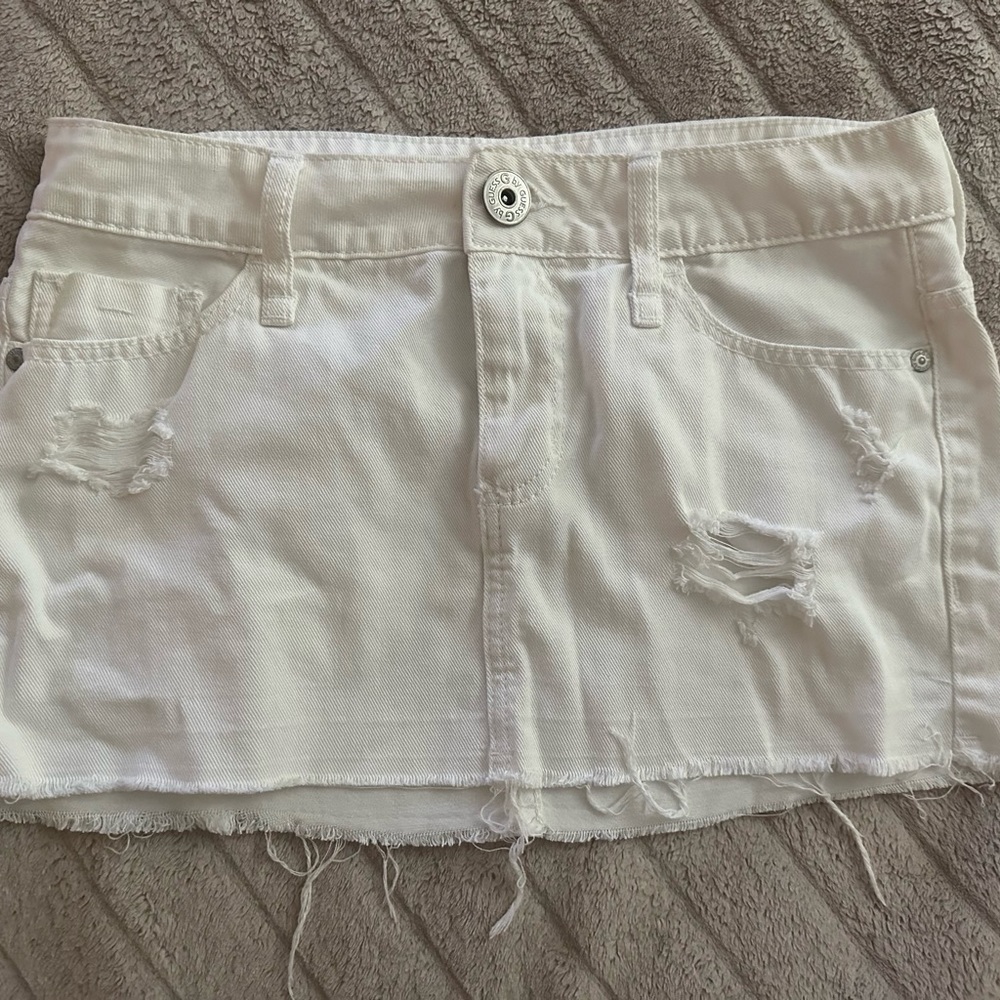 Guess white denim jean skirt - medium